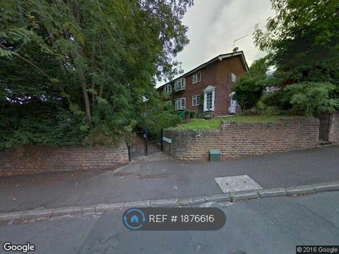 2 Bedroom Maisonette To Rent In Melville Court, Nottingham, NG3