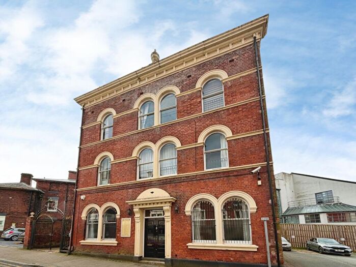 2 Bedroom Apartment To Rent In Pall Mall, Stoke-on-Trent, Staffordshire, ST1