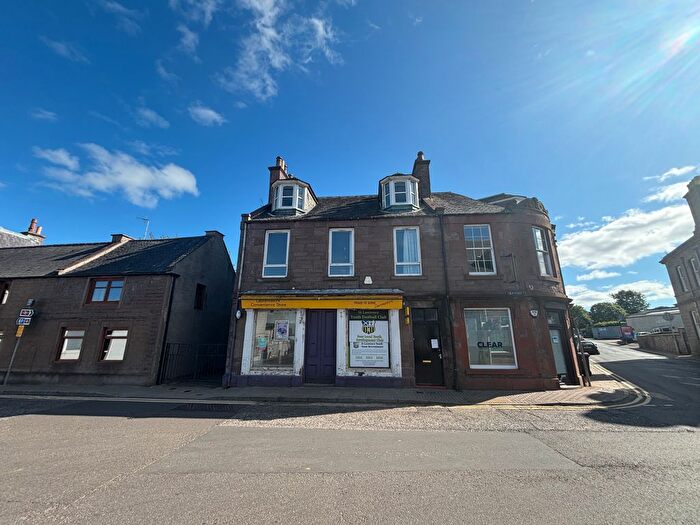 4 Bedroom Maisonette For Sale In High Street, Laurencekirk, AB30