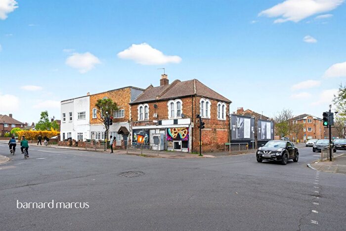 5 Bedroom End Terrace House For Sale In Parish Lane, London, SE20