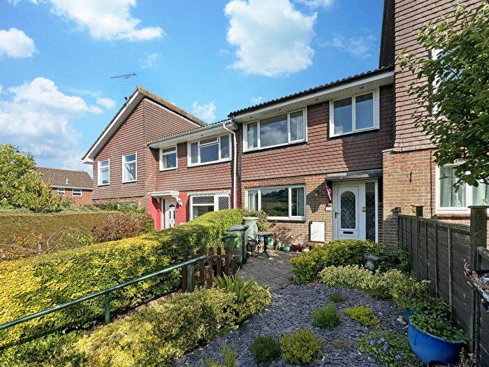 3 Bedroom Terraced House For Sale In Chillerton, PO30