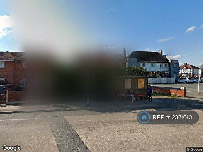 2 Bedroom Semi-Detached House To Rent In Fencepiece Road, Ilford, IG6