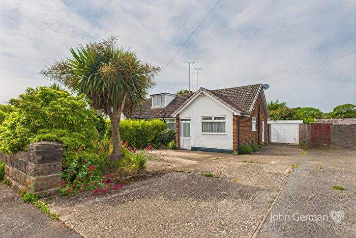 2 Bedroom Semi-Detached Bungalow For Sale In Merrydale Road, Stapenhill, DE15