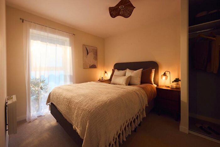2 Bedroom Apartment To Rent In Aston Place, Birmingham, B1