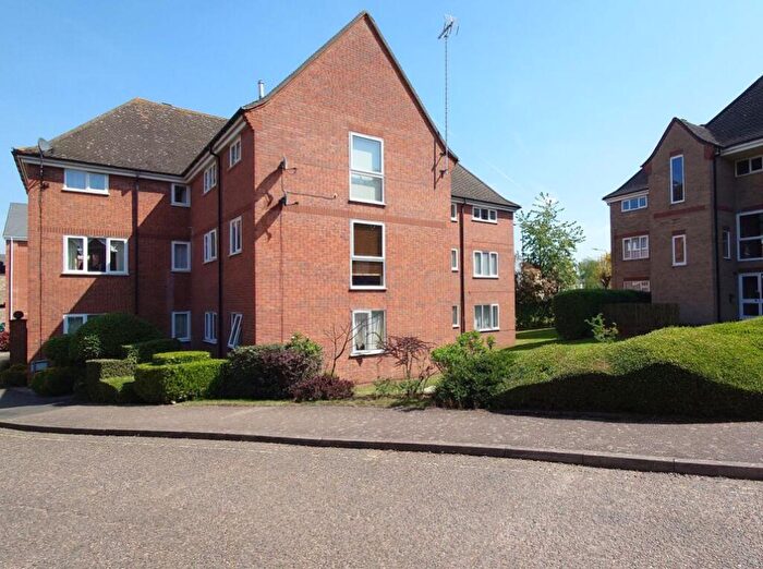2 Bedroom Flat To Rent In Trinty Mews, Bury St Edmunds, IP33