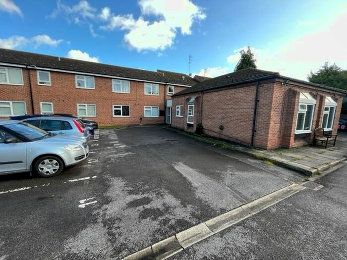 1 Bedroom Flat To Rent In St Lukes Court, Willerby, Hull, HU10