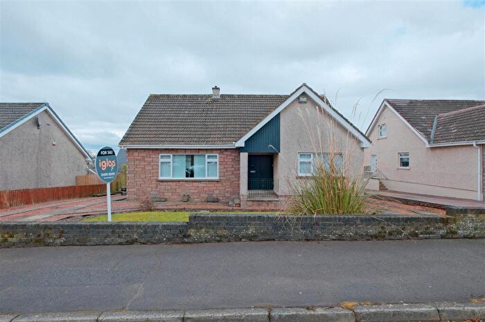 4 Bedroom Detached House For Sale In Baird Avenue, Blackwood, ML11