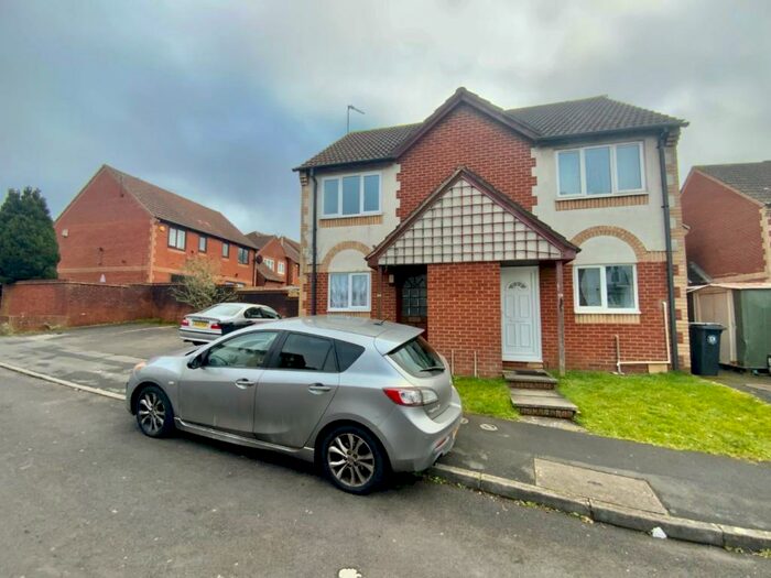 2 Bedroom Semi-Detached House To Rent In Clay Bottom, Clay Bottom, Bristol, BS5