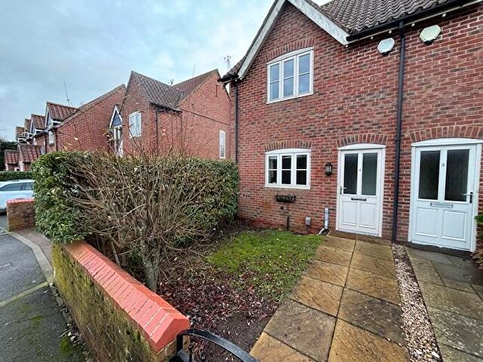 3 Bedroom Semi Detached House To Rent In Old School Court, Farnsfield, NG22