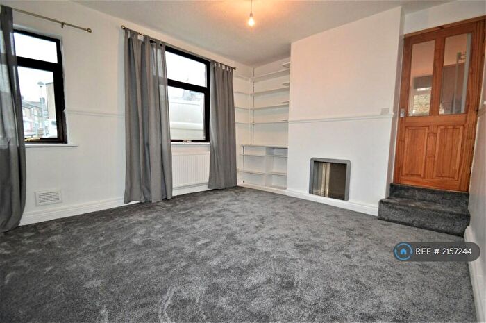 2 Bedroom Semi-Detached House To Rent In Albert Street, Hadfield, Glossop, SK13