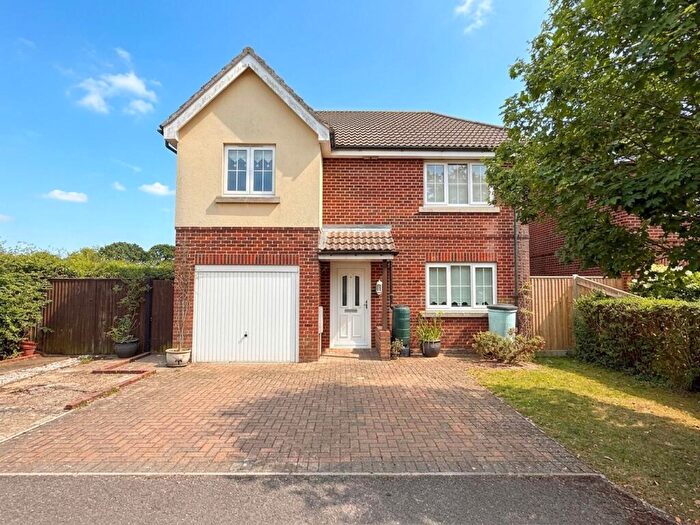4 Bedroom Detached House For Sale In St. Georges Court, Blackfield, SO45