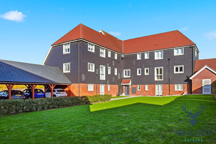 1 Bedroom Apartment For Sale In Robert Mccarthy Place, Beaulieu Park, CM1