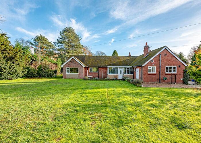 3 Bedroom Detached Bungalow For Sale In Cherrydene, Halfpenny Green, Bobbington, DY7