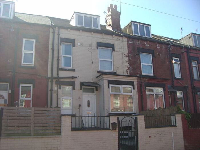 2 Bedroom Terraced House To Rent In Sutherland Mount, Leeds, LS9