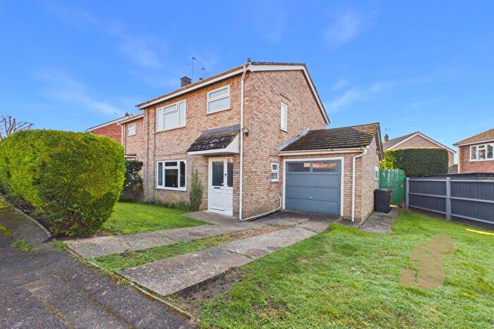 3 Bedroom Semi Detached House For Sale In Churchill Drive, Sudbury, CO10