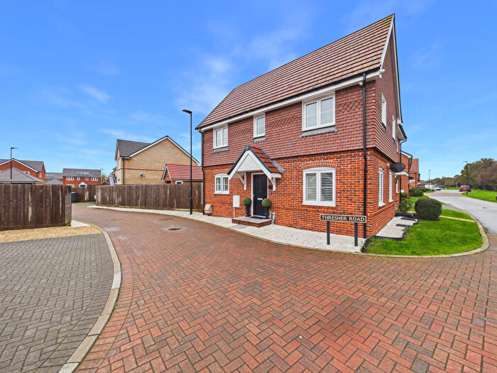 3 Bedroom Semi Detached House For Sale In Thresher Road, Longwick, Princes Risborough, HP27