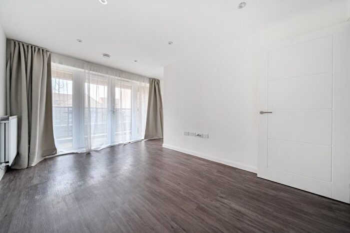 2 Bedroom Flat For Sale In Fitzroy Close, West Cambourne, South Cambridgeshire, CB23