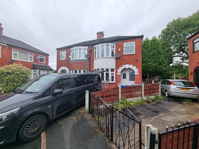 3 Bedroom Apartment To Rent In Homebury Drive, Manchester, M11