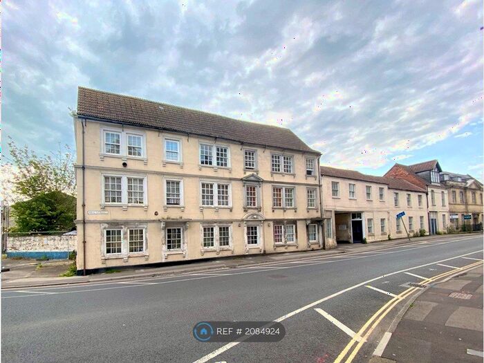 1 Bedroom Flat To Rent In Hill Street, Trowbridge, BA14