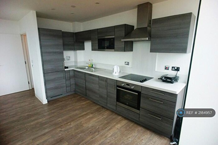 1 Bedroom Flat To Rent In Ontario Point, London, SE16