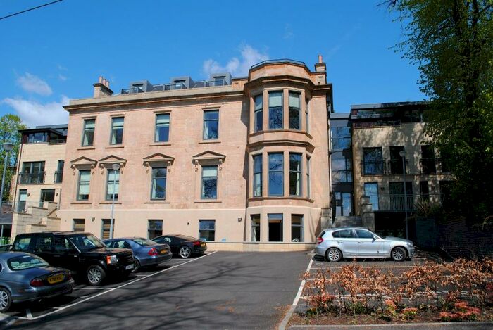 2 Bedroom Flat To Rent In Fortrose Street, Glasgow, G11