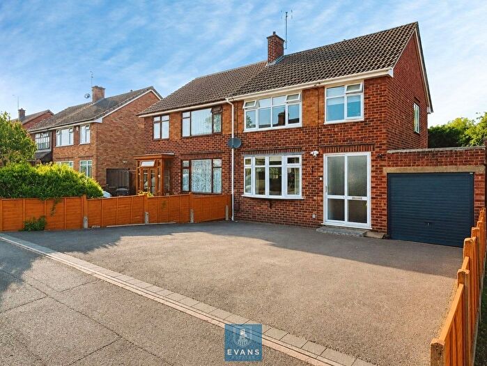 3 Bedroom Semi-detached House For Sale In New Road, Ash Green, Coventry, CV7