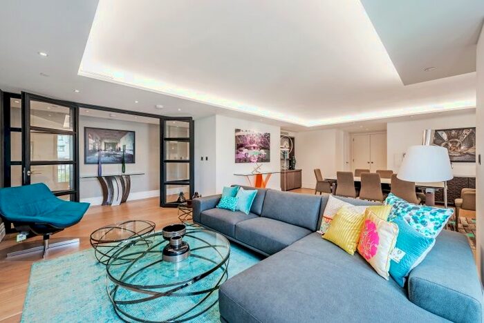 3 Bedroom Flat To Rent In Kensington Gardens Square, London, W2