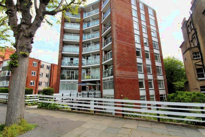 1 Bedroom Flat To Rent In The Drive, BN3