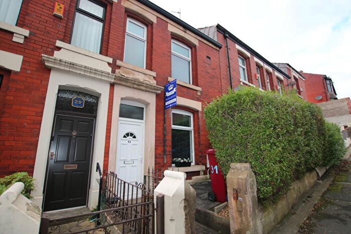 3 Bedroom Terraced House For Sale In Saunders Road, Blackburn, BB2