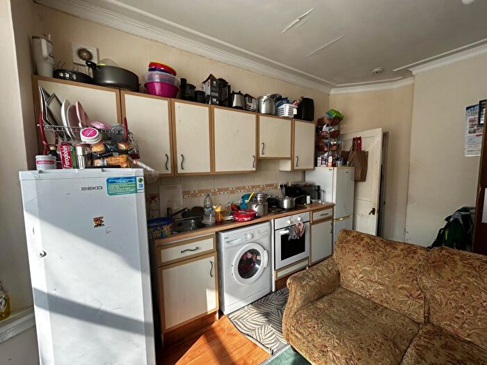 1 Bedroom Flat To Rent In Fountain Road, Birmingham, B17