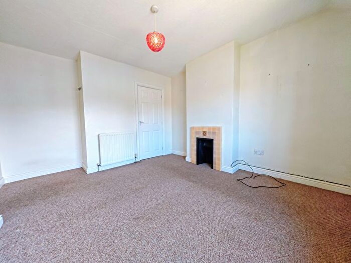 3 Bedroom End Of Terrace House For Sale In Lingmoor Way, Carlisle, CA1