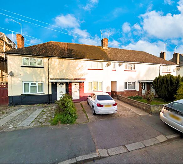 3 Bedroom Terraced House To Rent In Rushton Avenue, Watford, WD25