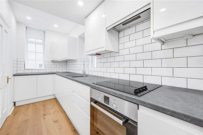 3 Bedroom Flat To Rent In Beaumont Court, Beaumont Street, Marylebone, W1G