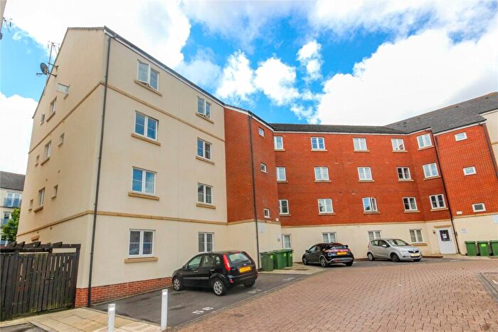 1 Bedroom Apartment To Rent In Arnold Road, Mangotsfield, Bristol, BS16