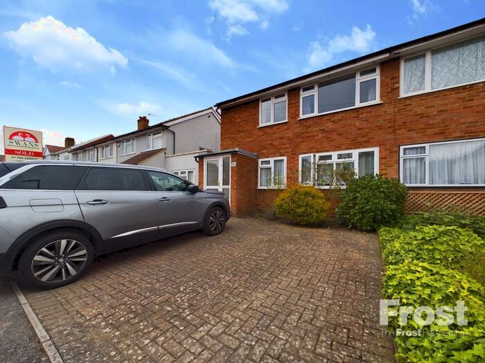 2 Bedroom Maisonette To Rent In Adelaide Road, Ashford, Surrey, TW15