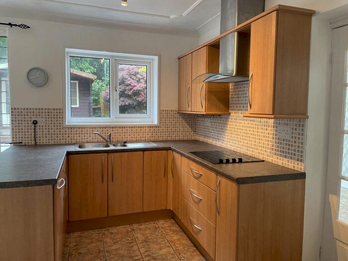 4 Bedroom Property To Rent In Wheatsheaf Drive, Ynysforgan, Swansea, SA6