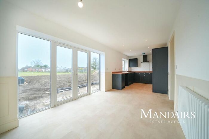 3 Bedroom Detached House For Sale In Holbeach Drove Gate, Holbeach Drove, Spalding, PE12