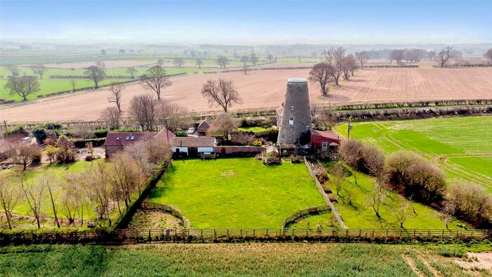 4 Bedroom Detached House For Sale In Ripon Road, Kirby Hill, York, YO51