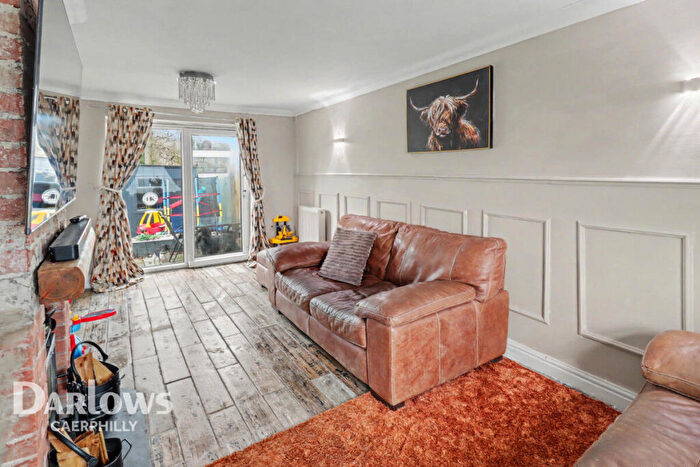 3 Bedroom Semi-Detached House For Sale In Cefn-Y-Lon, Caerphilly, CF83