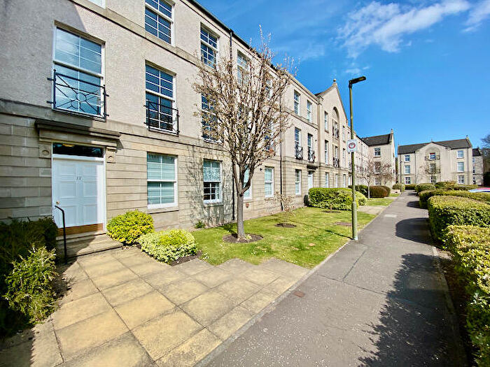 2 Bedroom Flat To Rent In Grandfield, Trinity, Edinburgh, EH6