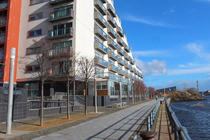 2 Bedroom Apartment To Rent In Meadowside Quay Walk, Glasgow, G11