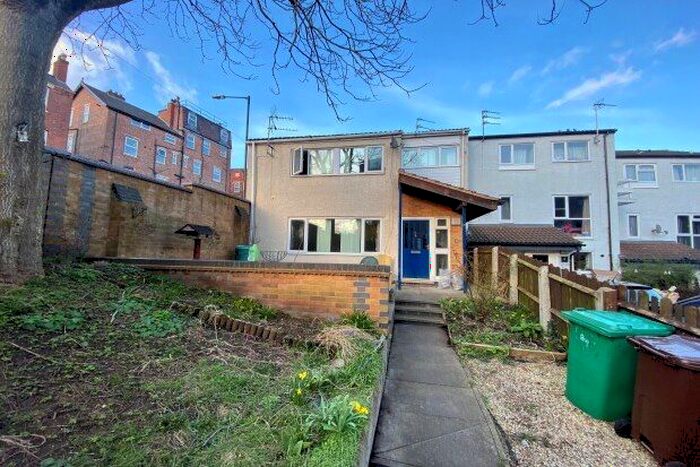 3 Bedroom Property To Rent In Egerton Walk, Nottingham, NG3