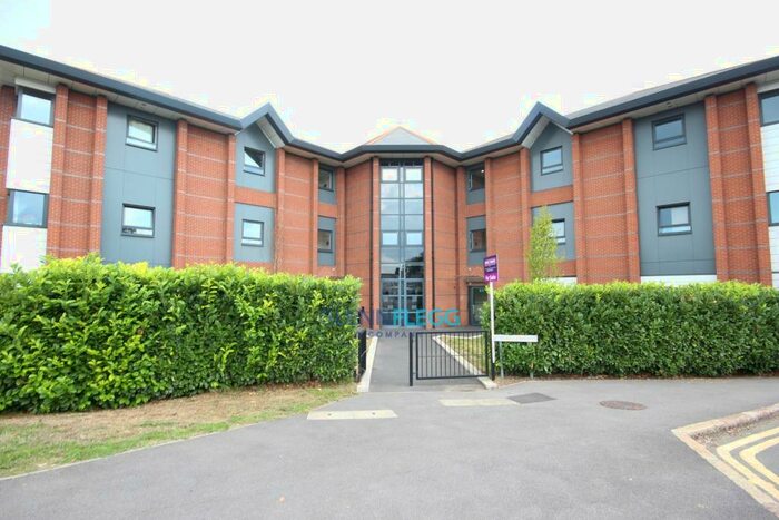 2 Bedroom Apartment To Rent In ***Let Agreed***Astoria Heights, Farnham Road***Let Agreed***, SL1