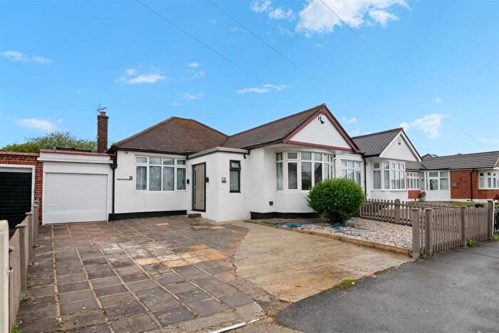 3 Bedroom Detached Bungalow For Sale In Willow Grove, Ruislip, HA4