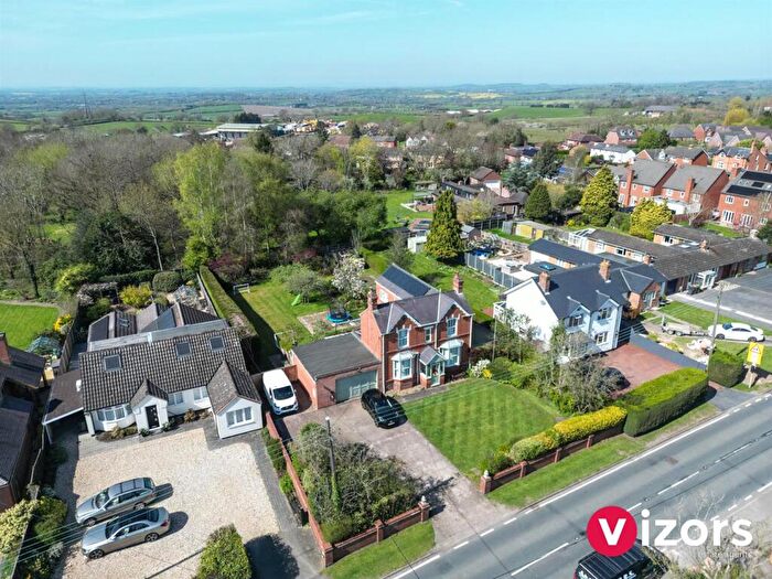 3 Bedroom Detached House For Sale In The Ridgeway, Astwood Bank, Redditch, B96