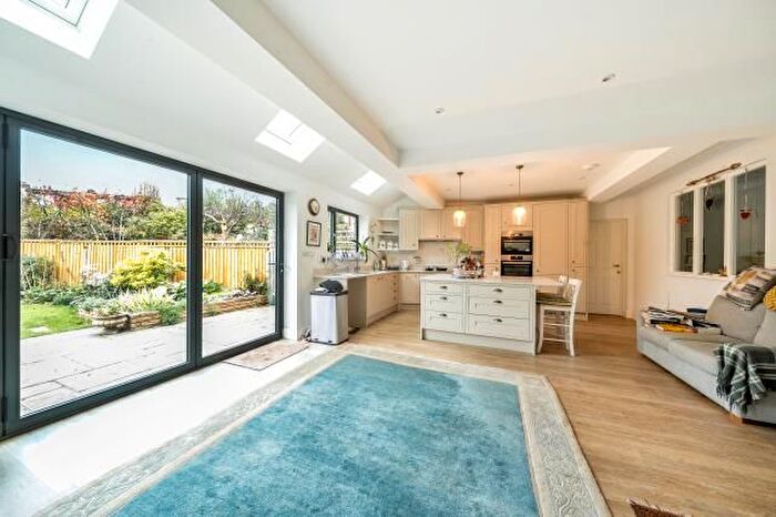 3 Bedroom Detached House For Sale In Park Road, Hampton Hill, Hampton, TW12