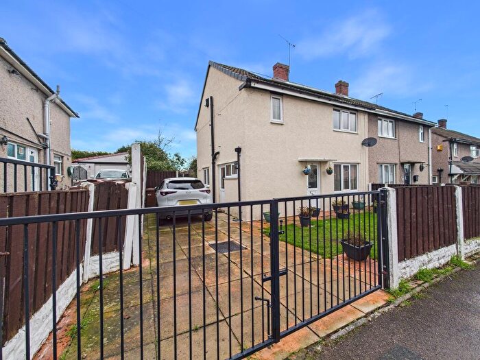 3 Bedroom Semi-Detached House For Sale In Church Drive, South Kirkby, Pontefract, WF9