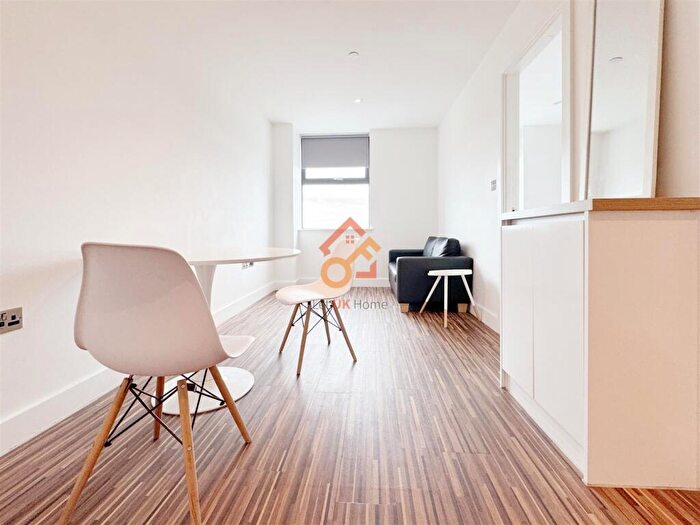 1 Bedroom Flat For Sale In Westpoint, Chester Road, Manchester, M16
