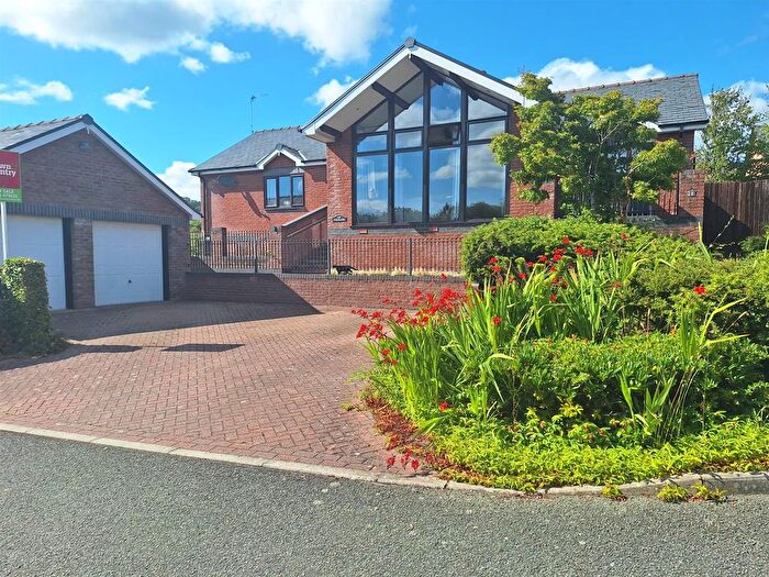 3 Bedroom Detached Bungalow For Sale In Gwel Yr Afon, Pen-Y-Bont, Oswestry, SY10