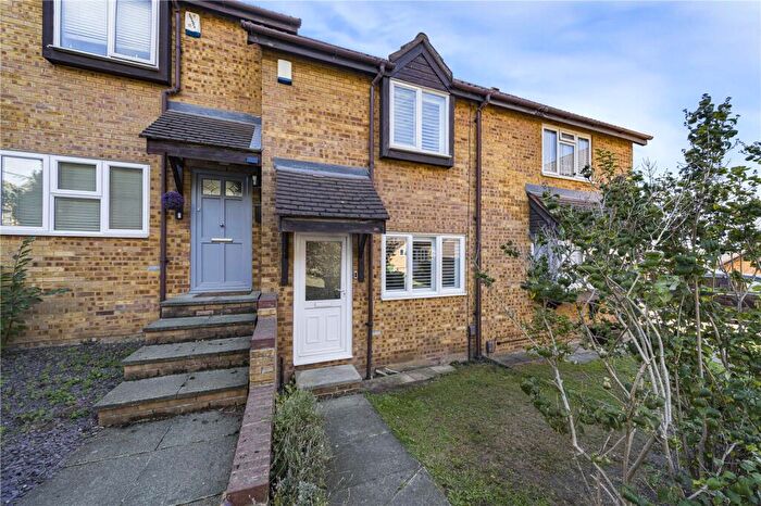 2 Bedroom Terraced House For Sale In Knights Manor Way, Dartford, Kent, DA1